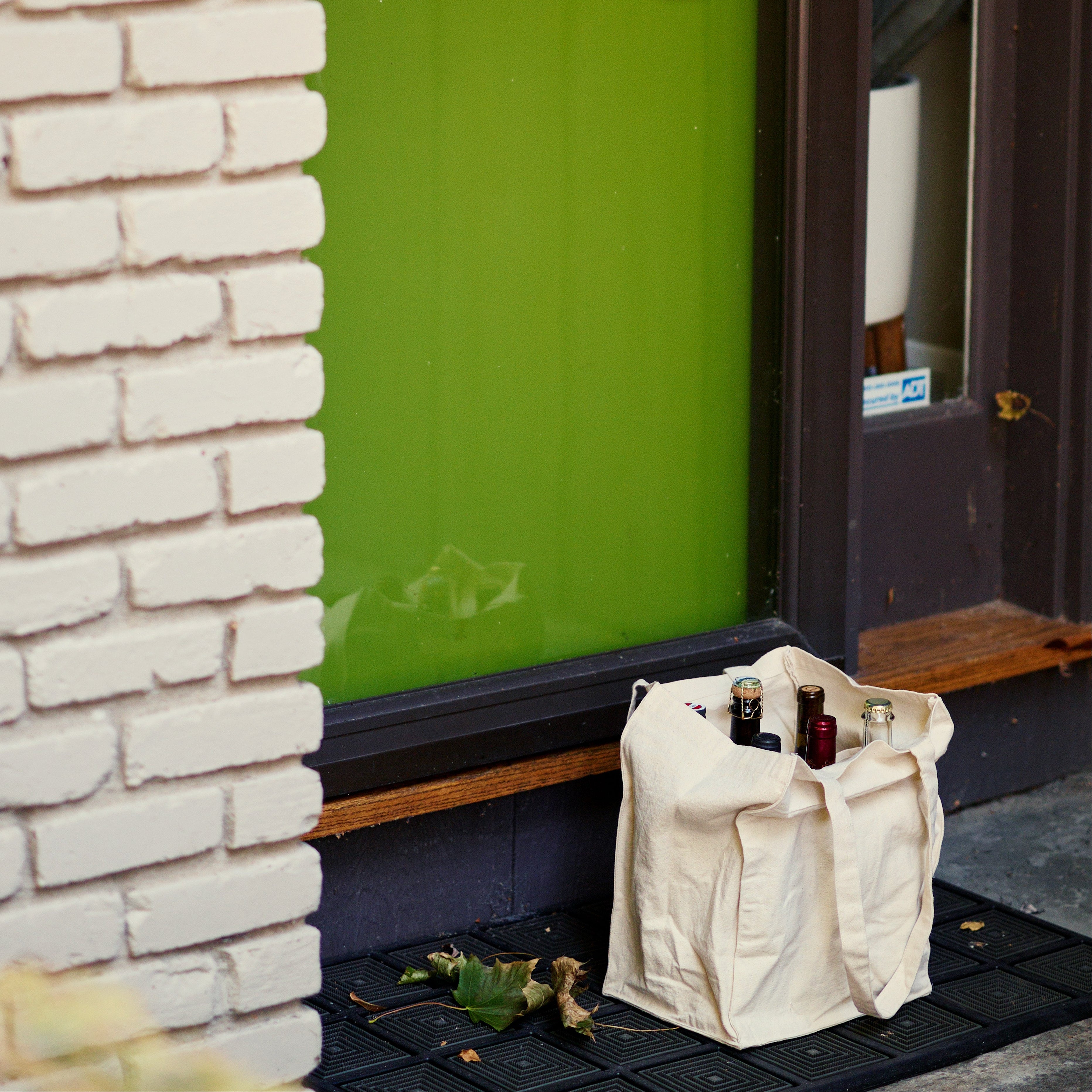 Canvas Travel 6-Bottle Wine Carrier Tote Bag